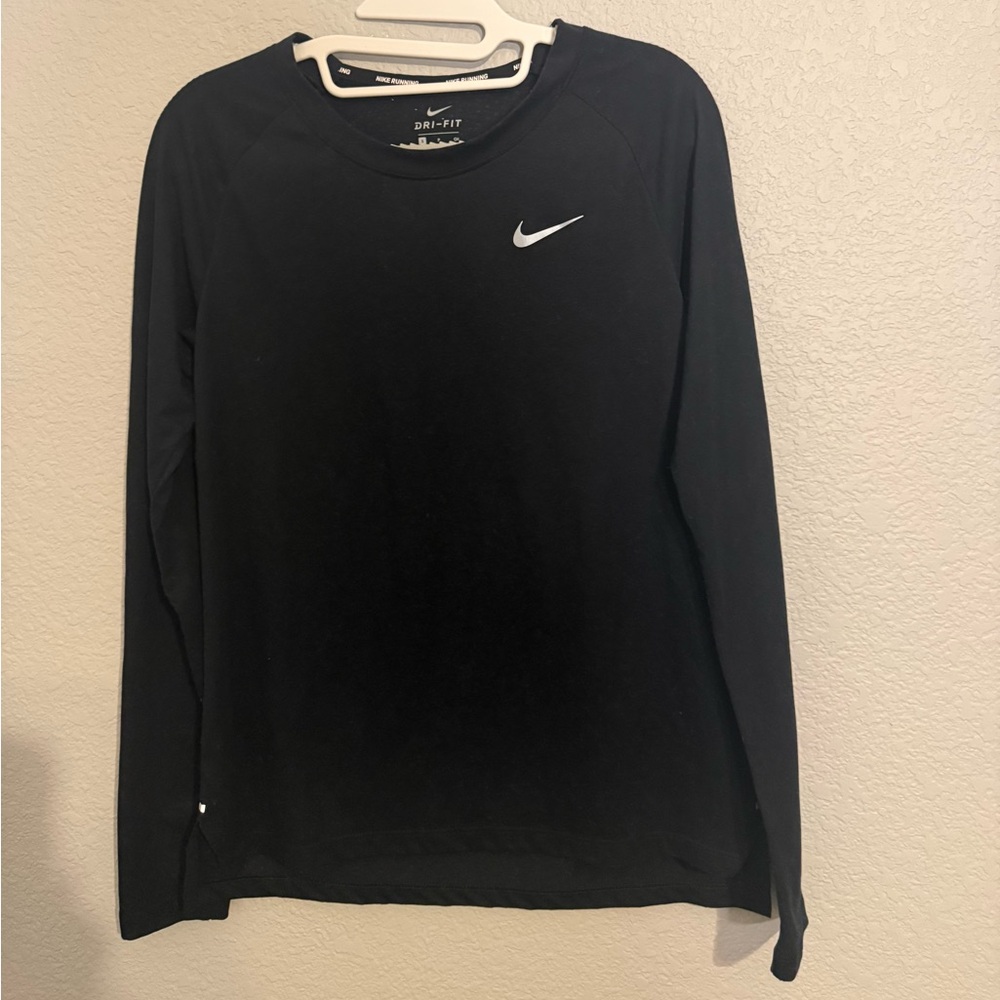 Nike Dri-FIT Black Running Shirt. Size small. This one is 🔥 breathable back!!